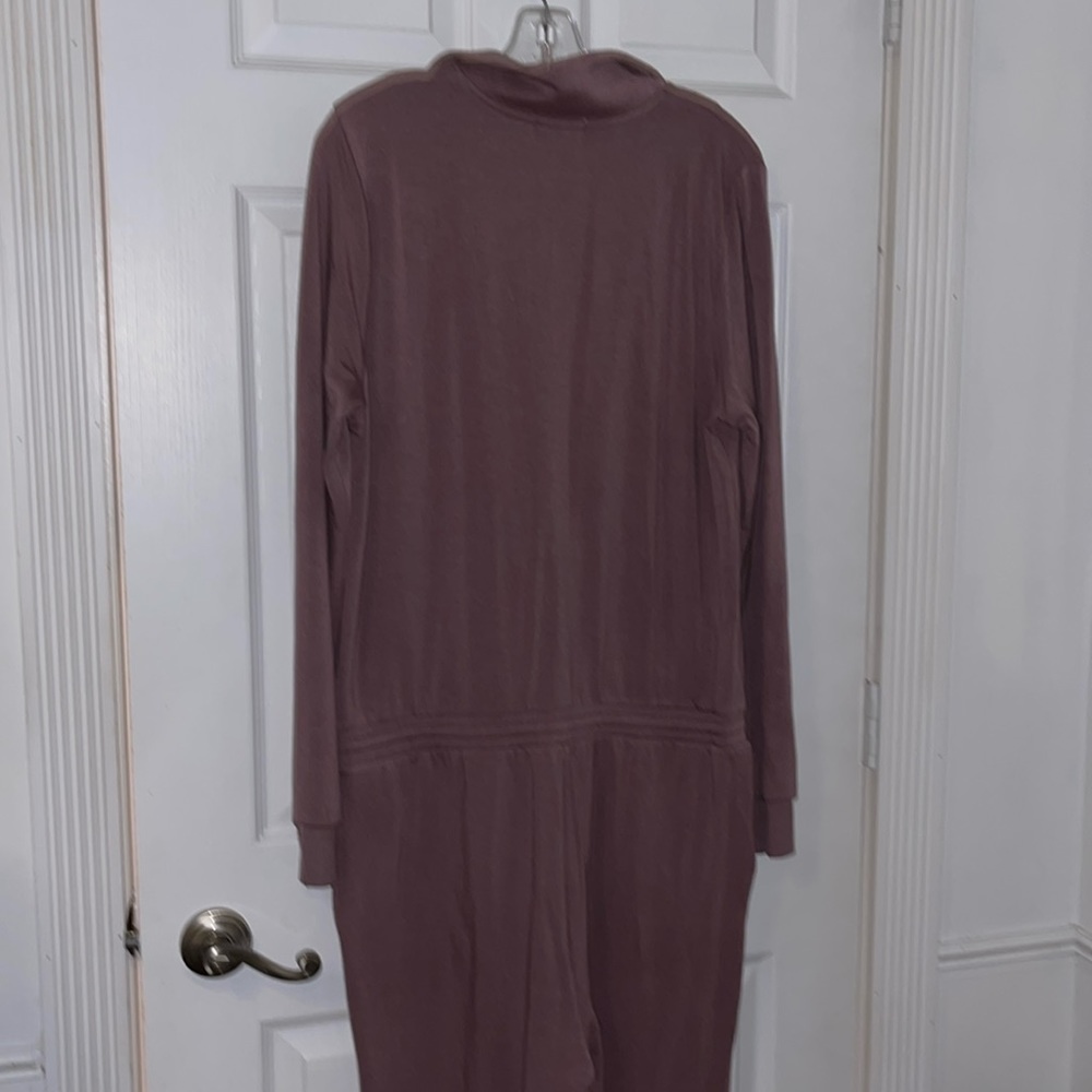 NWOT BEYOND YOGA Ski Weekend Jumpsuit